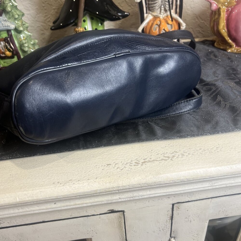 Vintage Etienne Aigner Navy Blue Leather Handbag Purse Adj Strap Medium - Picture 3 of 14
